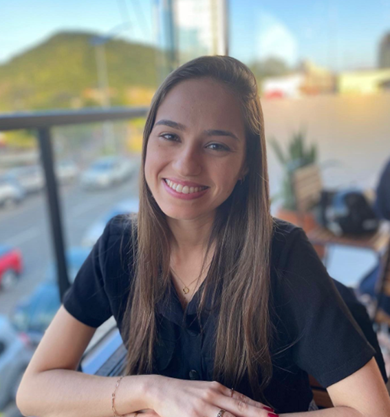 Andressa Silveira Viana Maurmann